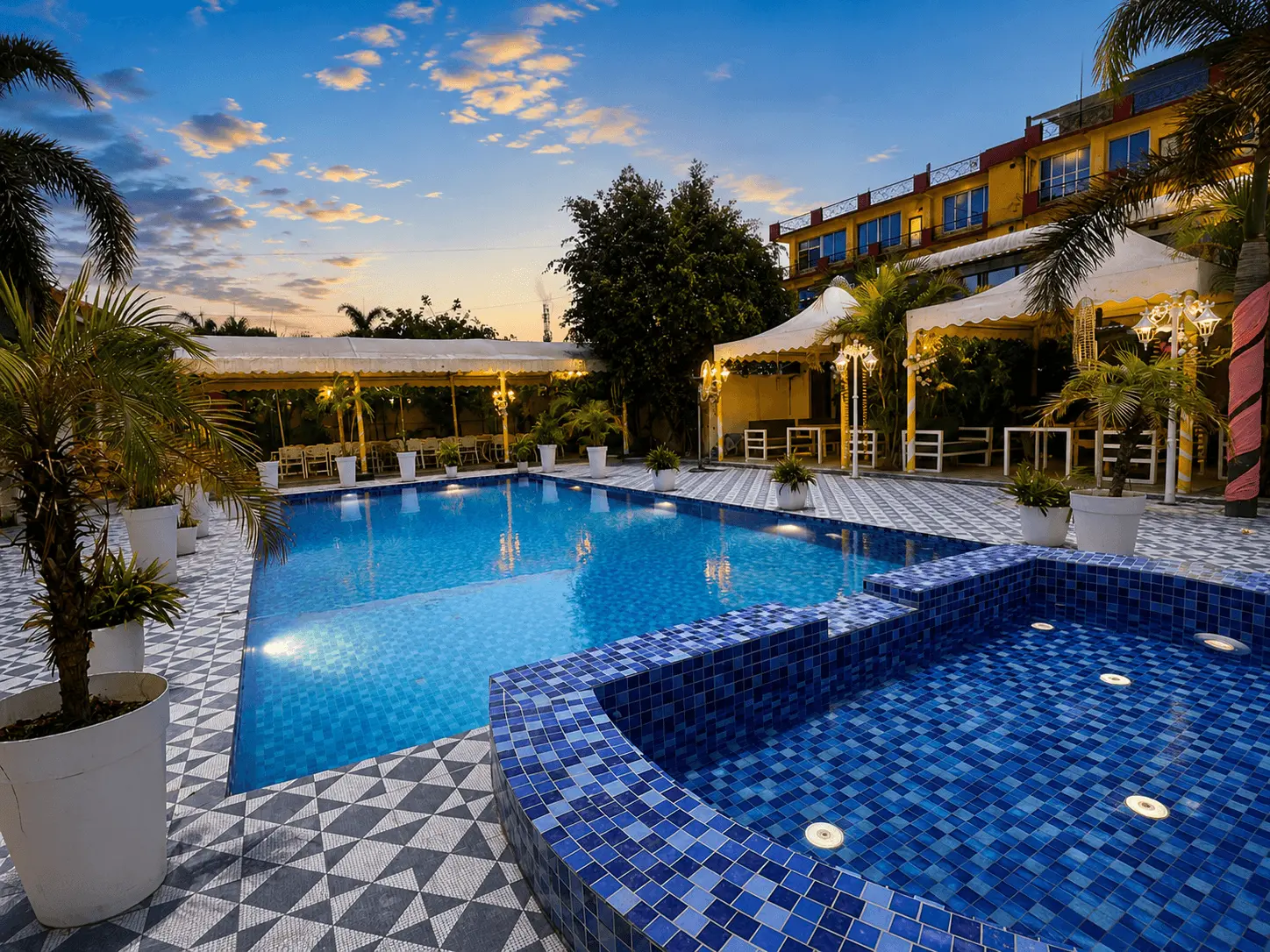 resort gallery